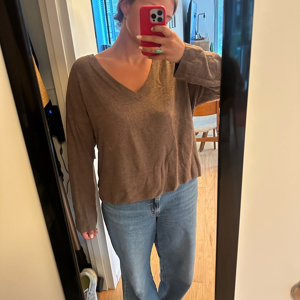 GAP Brown Women's Brown V-Neck Sweater